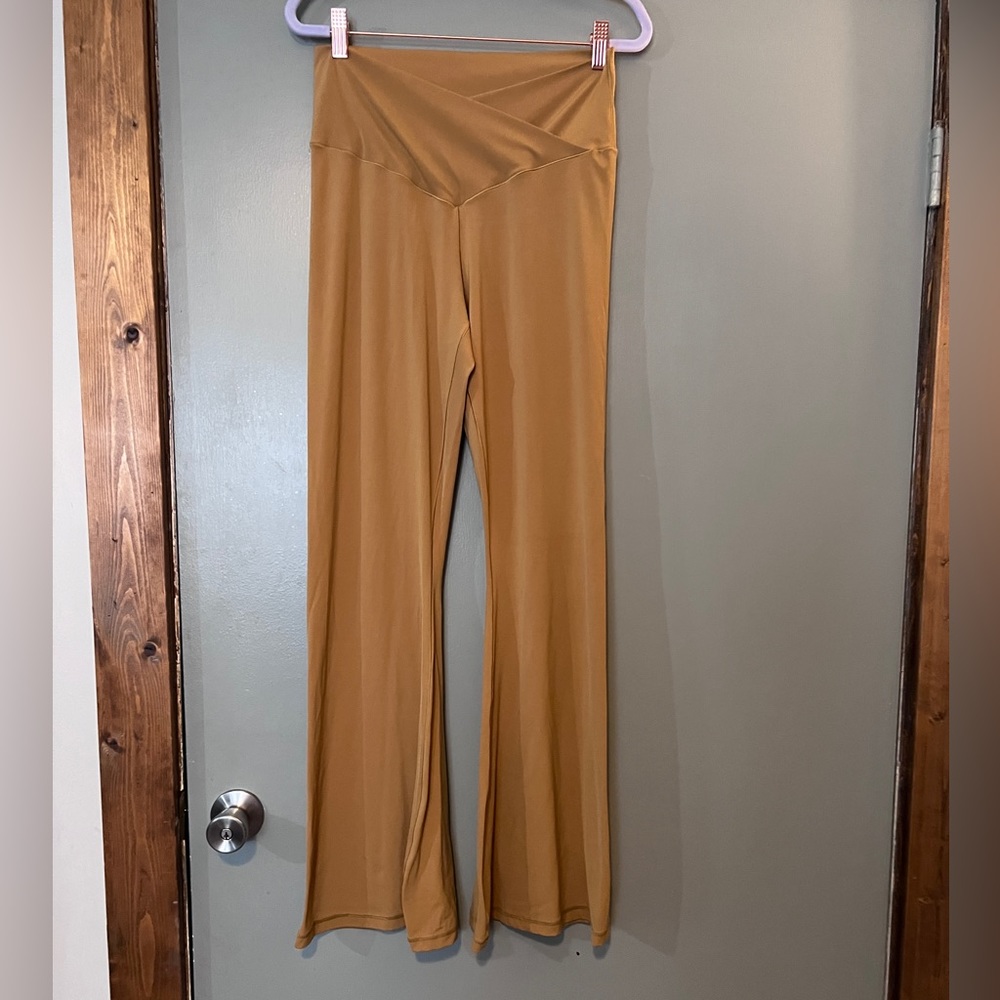 Offline by Aerie Real Me Crossover Flare Legging Mustard Yellow color Size XL
